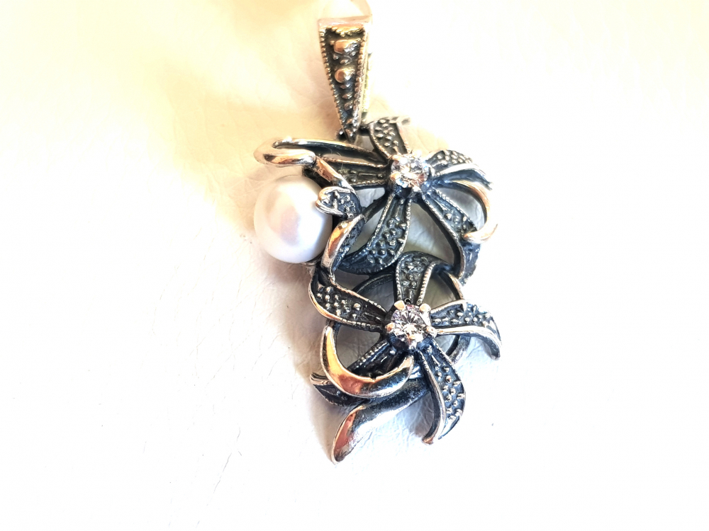 Silver pendant