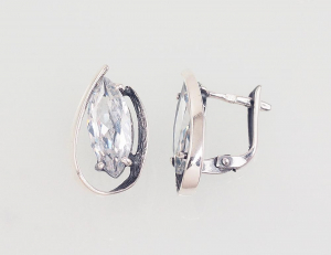 Серебряные серьги на английском замке