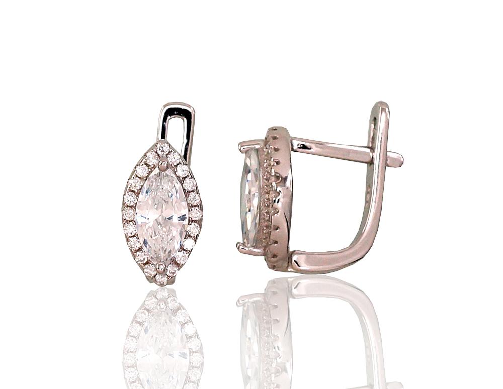 Silver earrings with 'english' lock