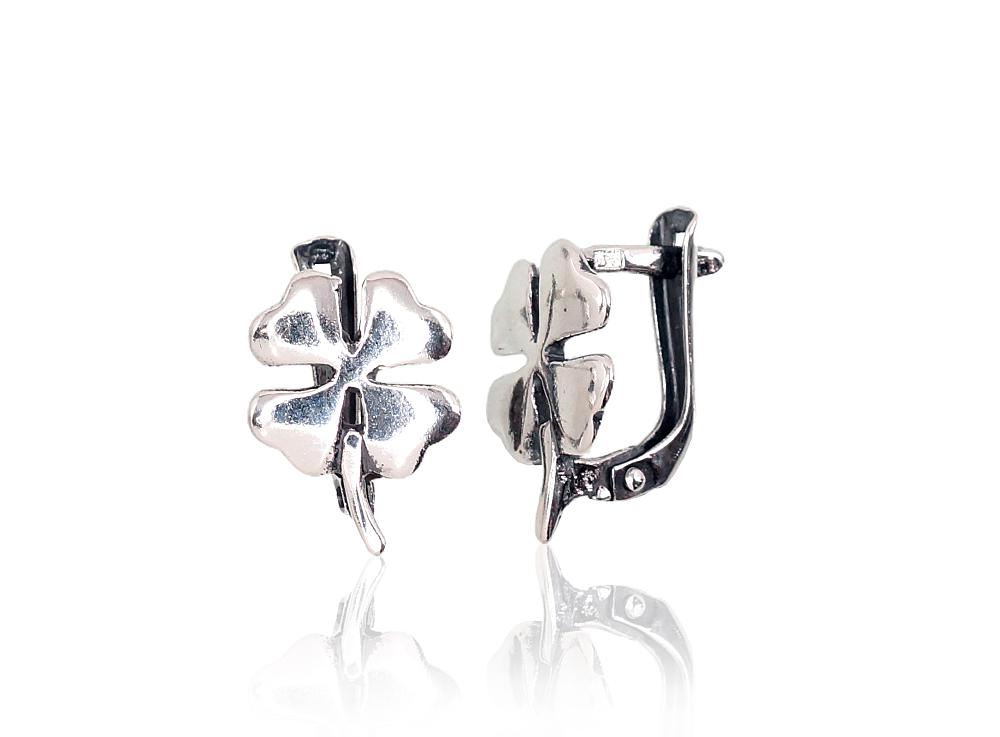 Silver earrings with 'english' lock