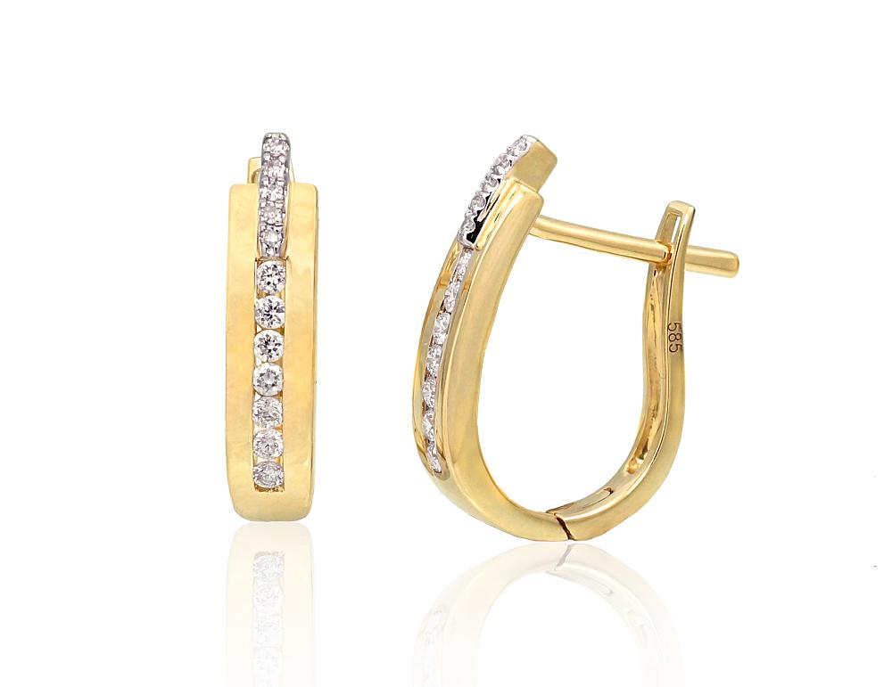 Gold earrings with 'english' lock