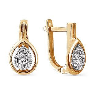 Gold earrings with diamond