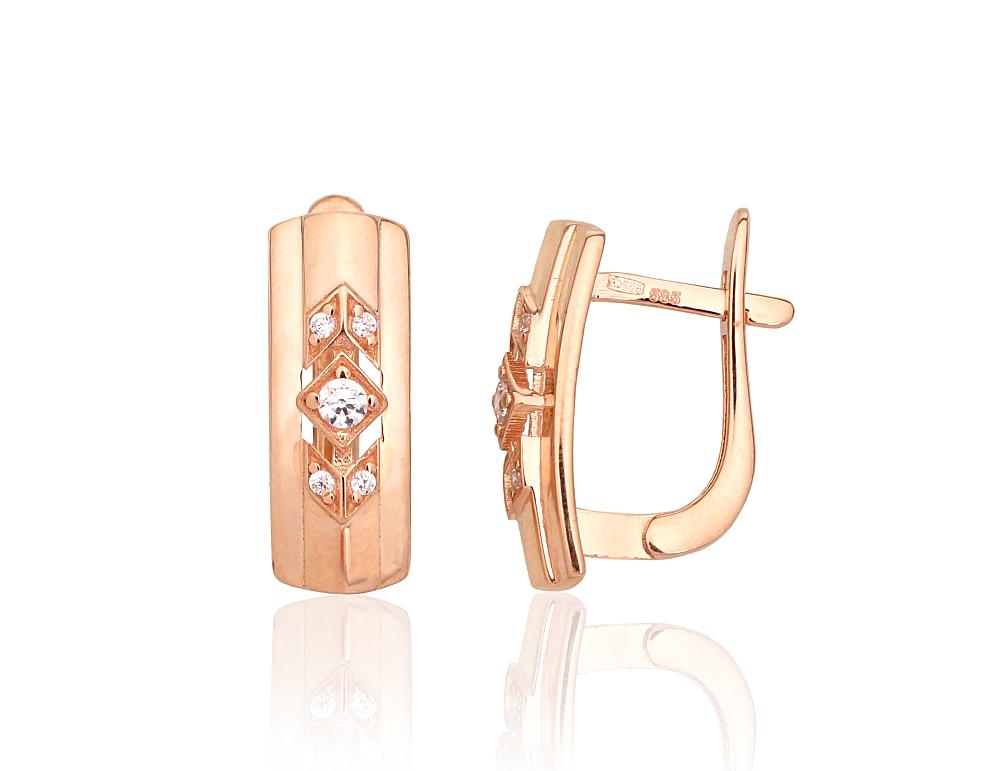 Gold earrings with 'english' lock