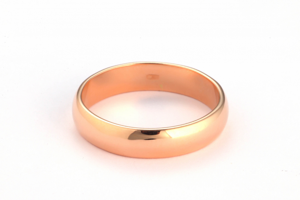 Gold ring